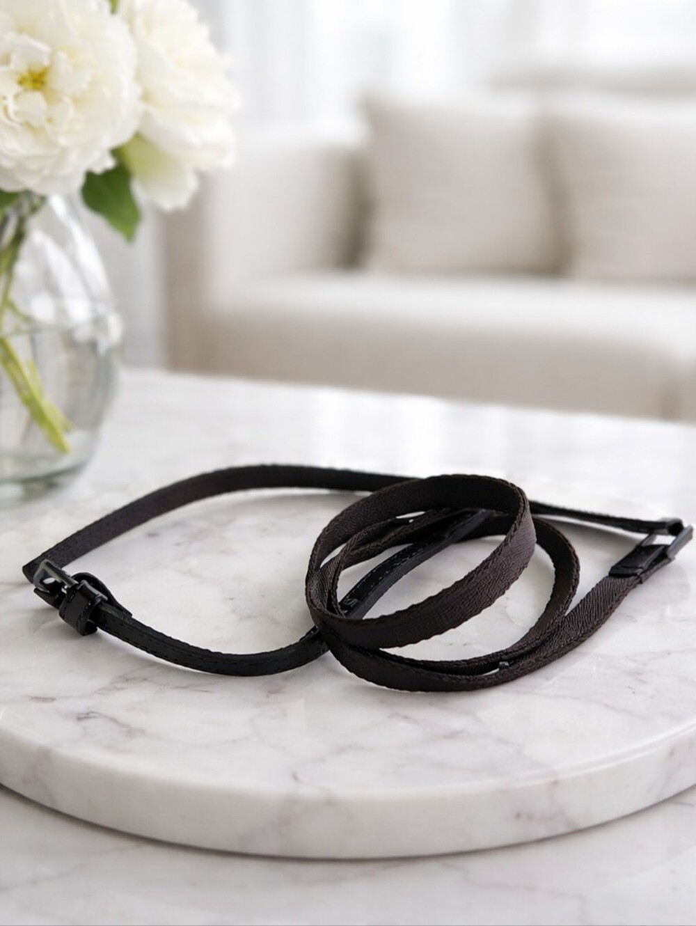 Small MaxMara belt.1st hole at 36". Last hole at 40"